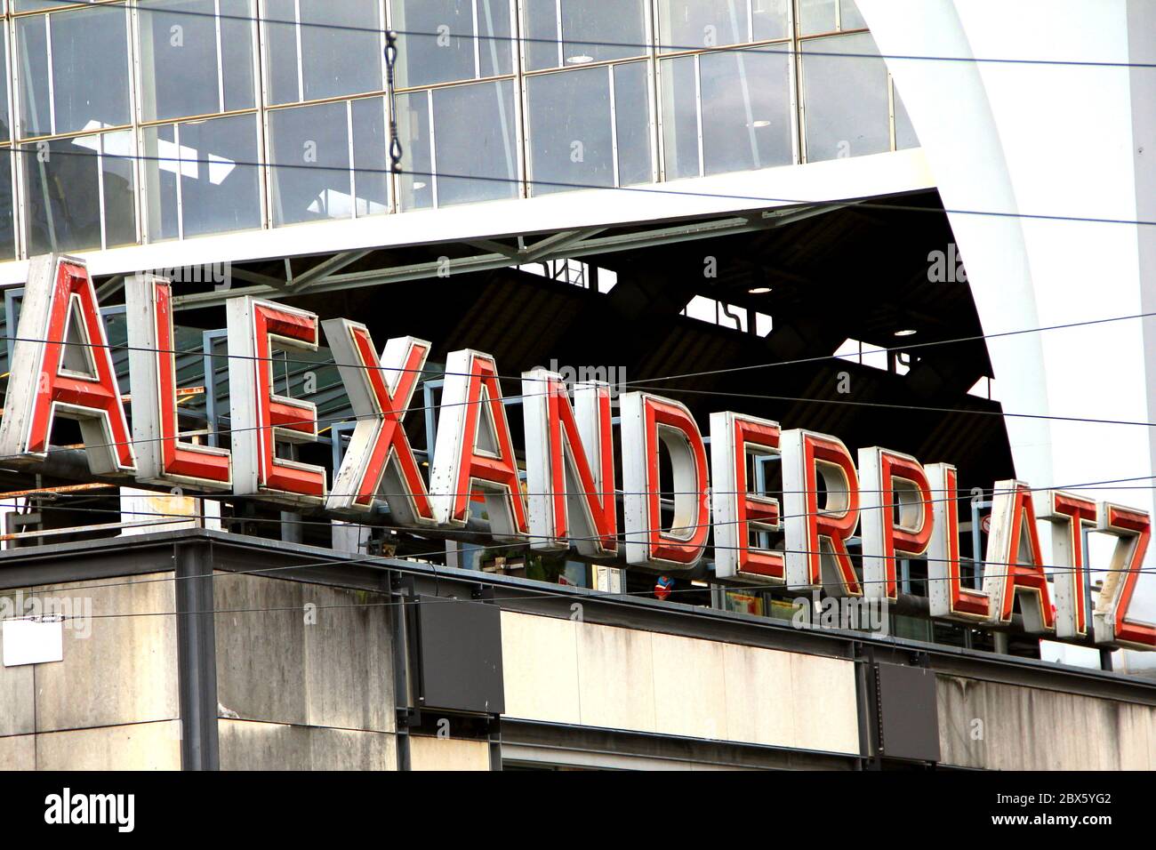 Berlin Mitte Alexanderplatz Schriftzug Stockfoto