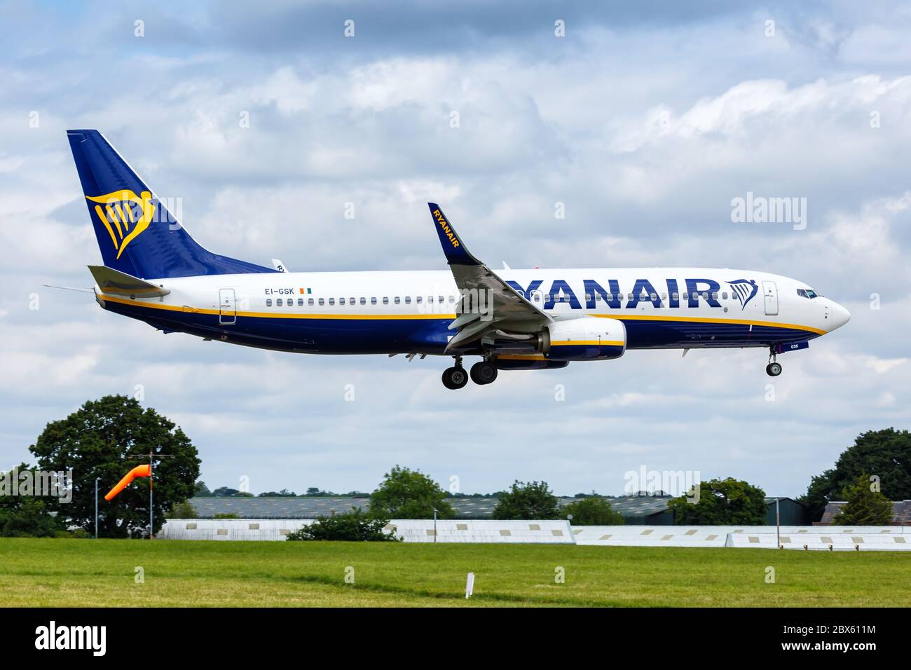 Southend, Großbritannien 7. Juli 2019: Ryanair Boeing 737-800 Flugzeug am Flughafen London Southend SEN in Großbritannien. Boeing ist eine amerikanische Luft Stockfoto