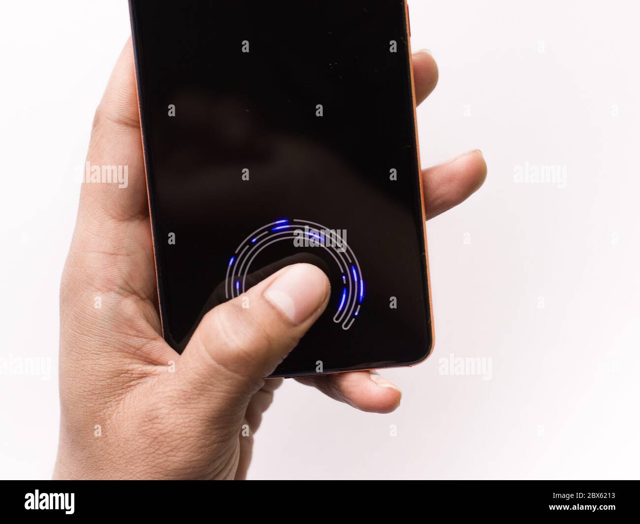 Fingerabdrucksensor auf dem Display des neuen Telefonvorratsbildes. Stockfoto