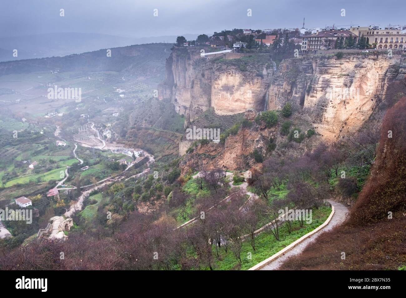 Ätherische Landschaft nach dem Sturm. Ronda, Andalusien. spanien Stockfoto