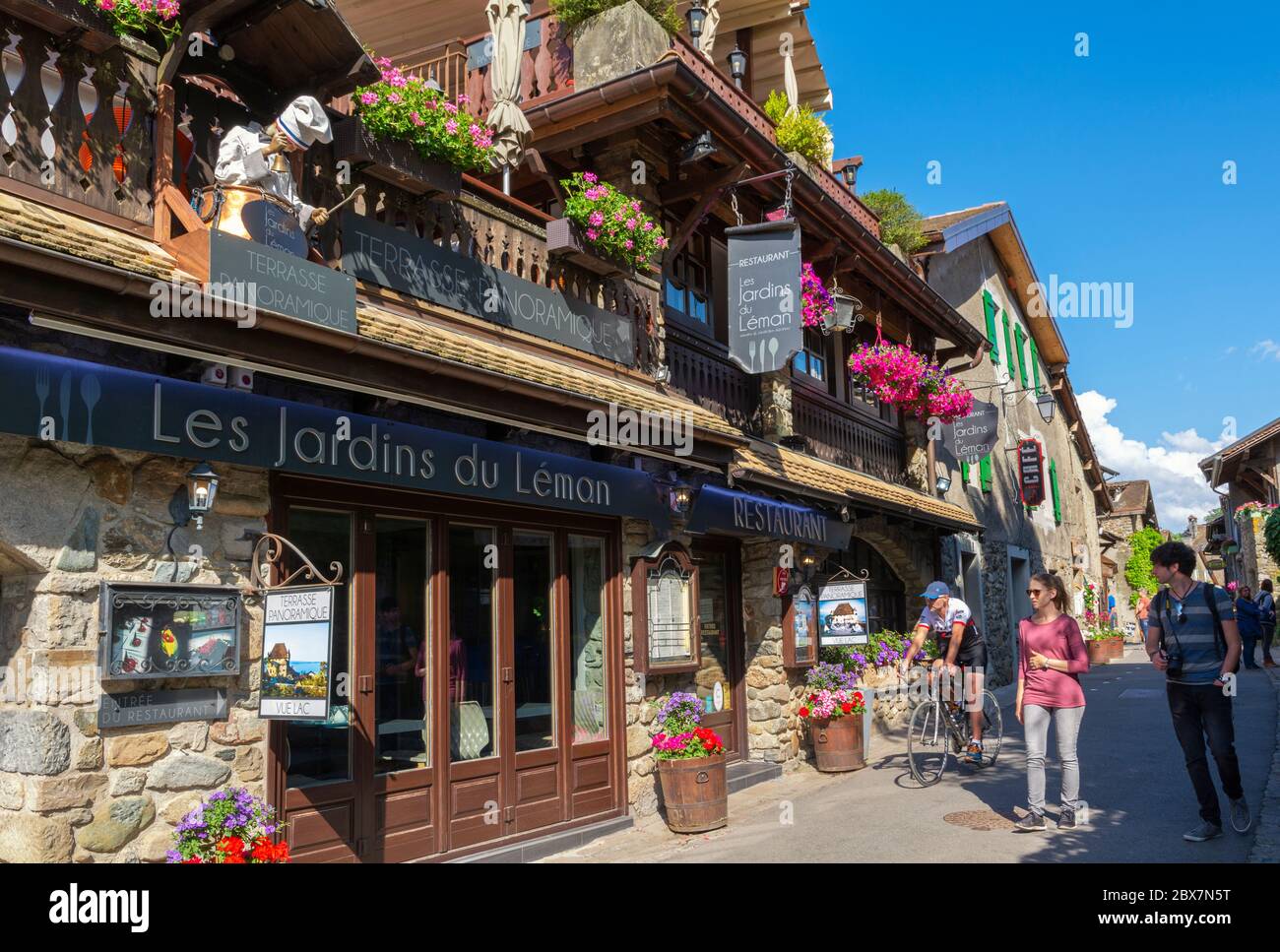 Frankreich, Yvoire, Grande Rue, Les Jardins du Leman Restaurant Stockfoto