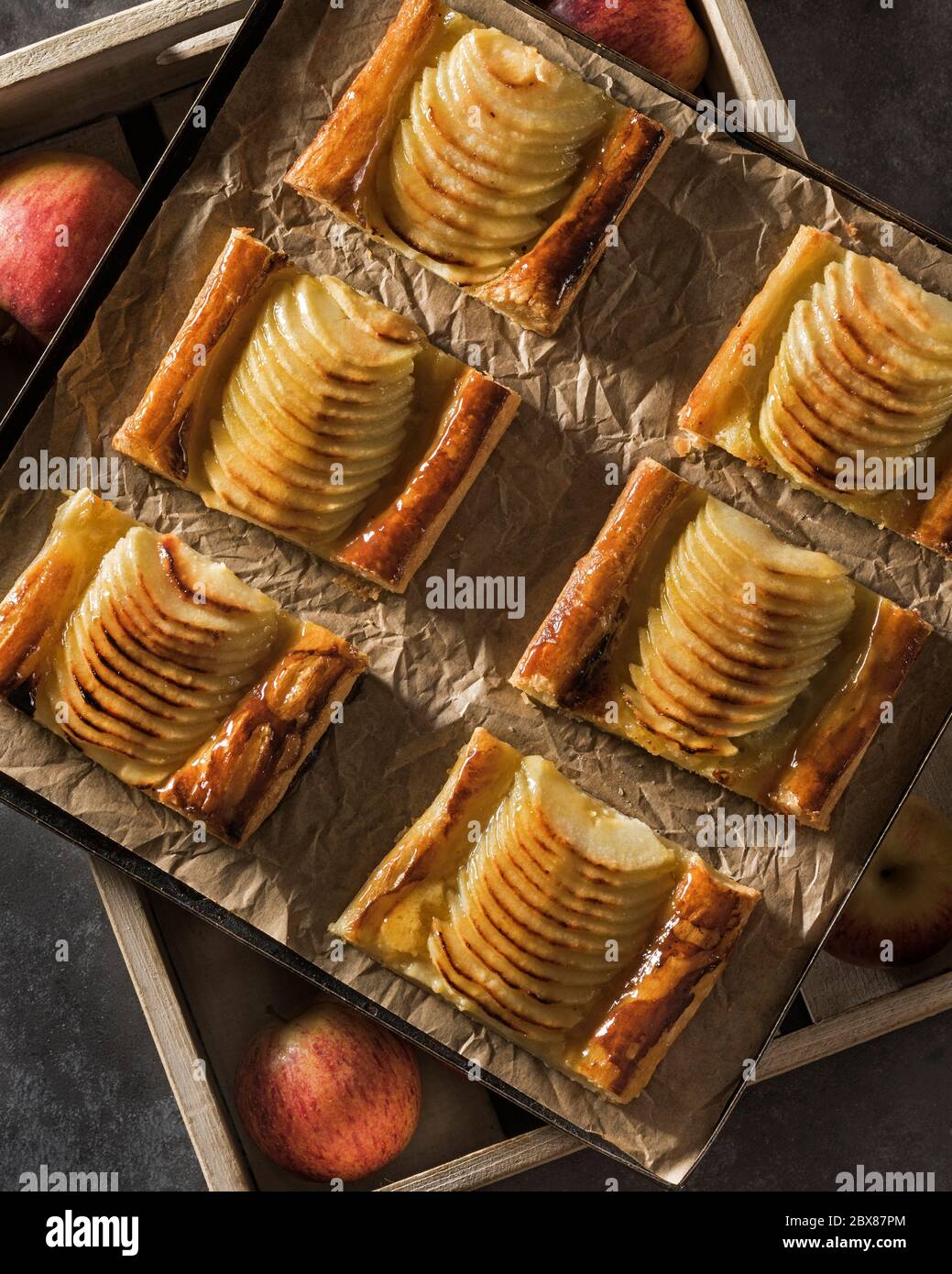 Französische Apfeltartscheiben Stockfoto
