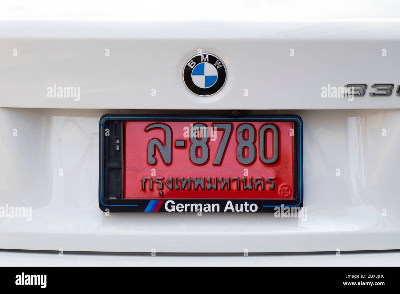 Nahaufnahme des Auto-Nummernschilds, Bangkok, Thailand, Südostasien. Stockfoto