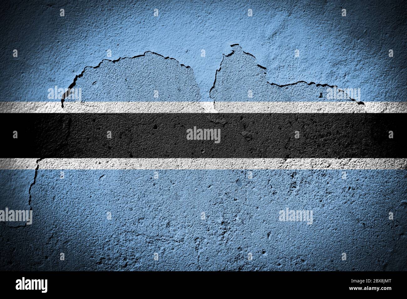 Botswana Flagge auf grungy rissig Wand gemalt Stockfoto