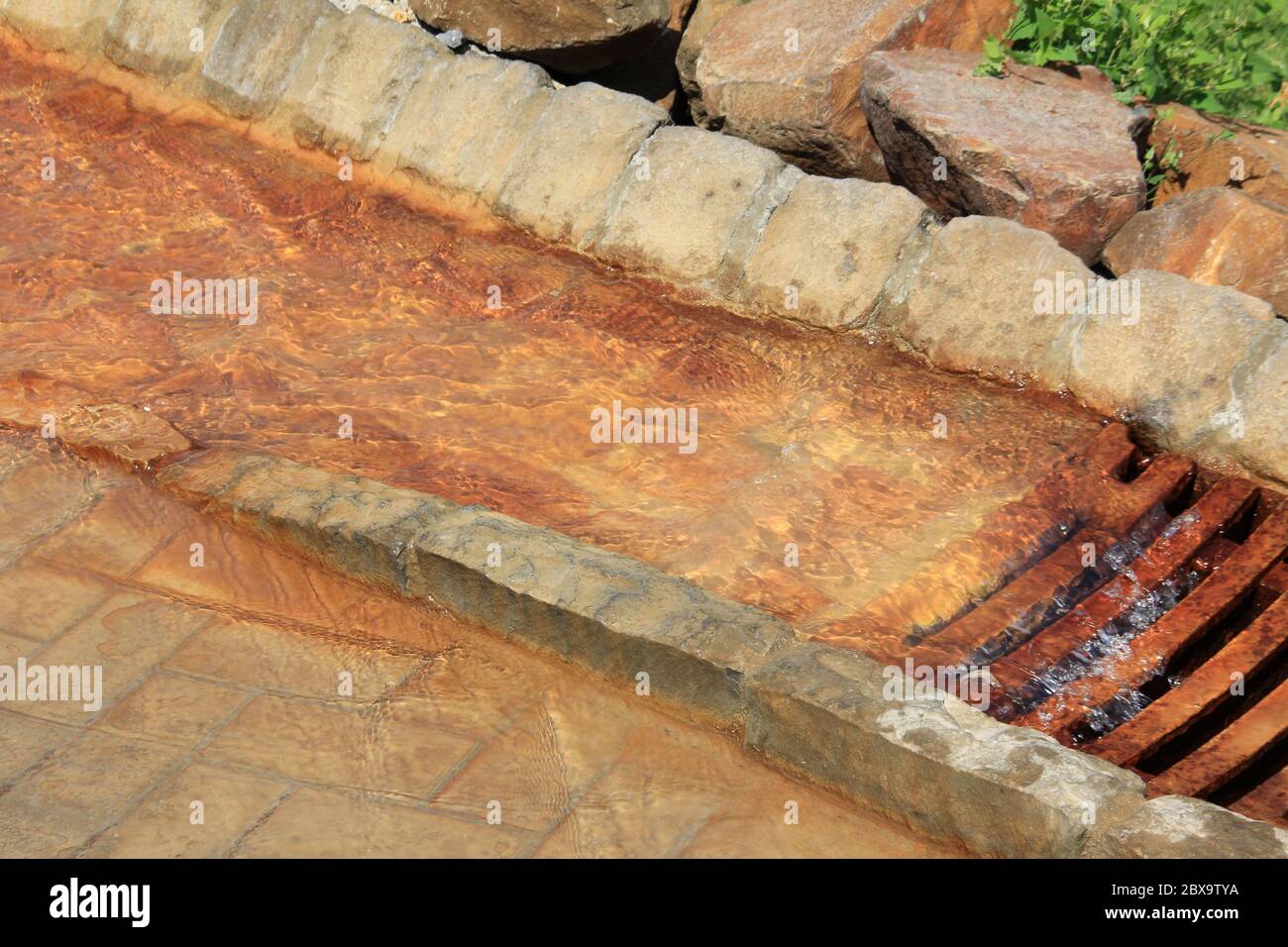 Der Andernach Geysir in Deutschland Stockfoto