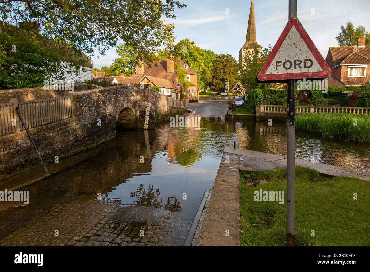 Die furt in Eynsford, Kent am Fluss Darent Stockfoto