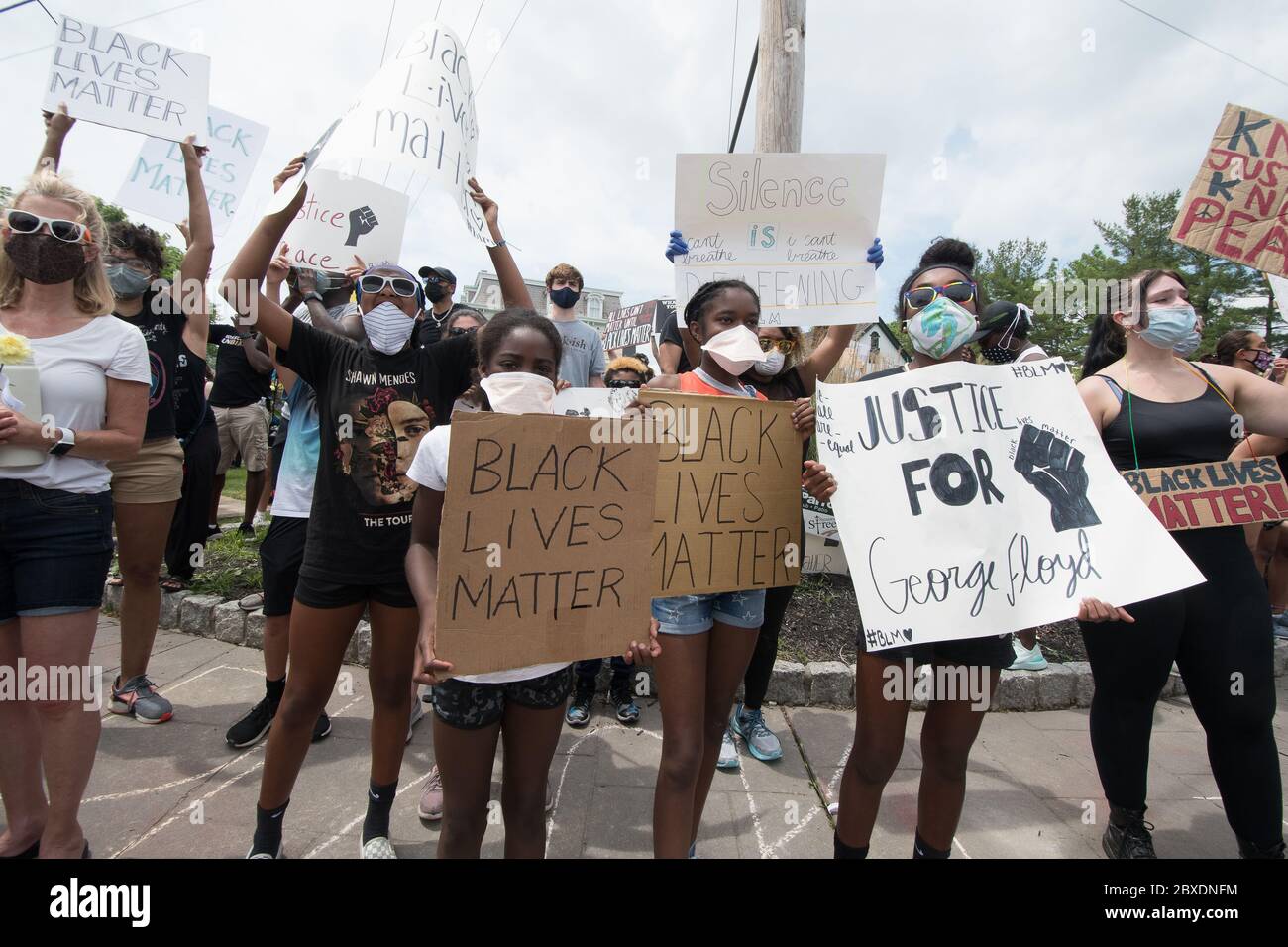 06. Juni 2020 - Newtown, Pennsylvania, USA - BLM, Black Lives Matter Protest, Protest nach dem Mord an George Floyd in Minneapolis. Stockfoto