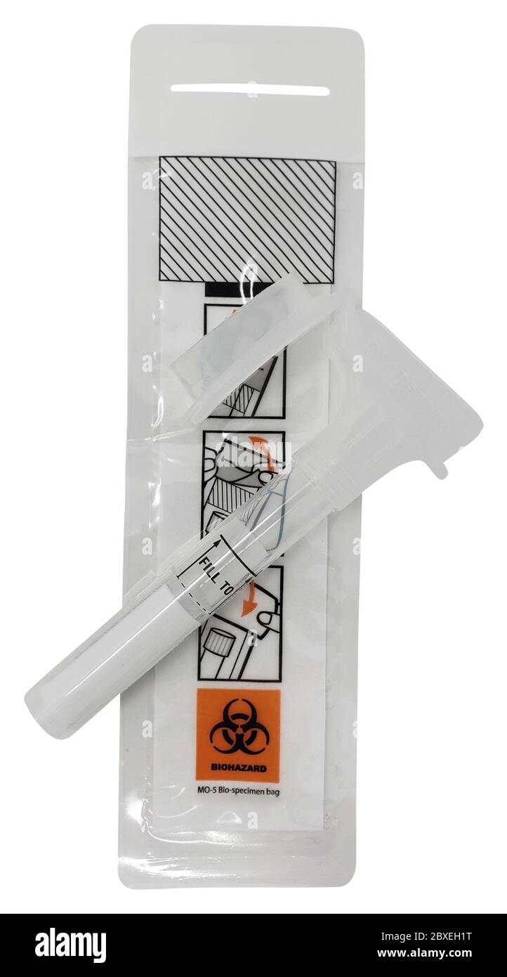 Mail in Speichel Probe Test Kit mit Clipping Path Stockfoto