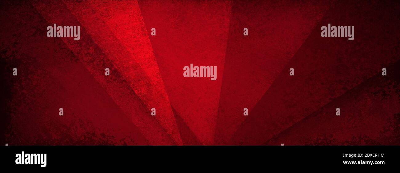 Abstrakt roter Hintergrund mit Textur und geometrischen Dreiecksformen in modernem Muster mit schwarzem Grunge-Design geschichtet Stockfoto