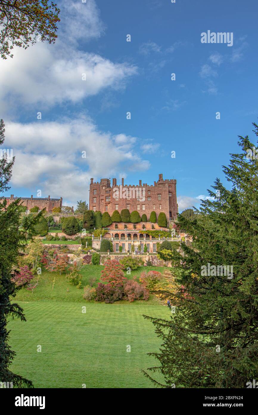 Bilder von der schönen Powis Castle und Garten in der Nähe von Welshpool in Mid-Wales UK Stockfoto