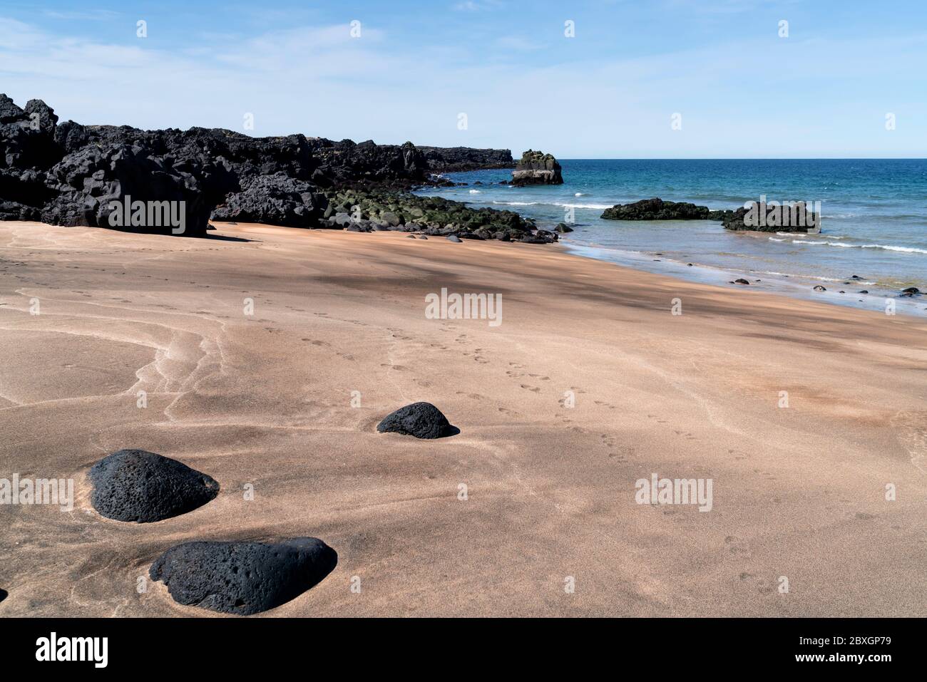 Die Küste bei Skardsvik, Snaefellsnes, Island - Fjörumyndir frá Skarðsvík á Snæfellsnesi Stockfoto