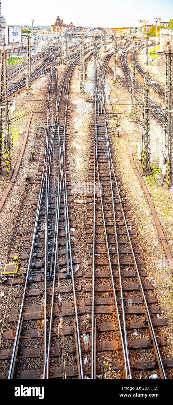 PRAG, TSCHECHISCHE REPUBLIK - 17. AUGUST 2018: Prager Hauptbahnhof, Hlavni nadrazi. Prag Tschechische Republik Stockfoto