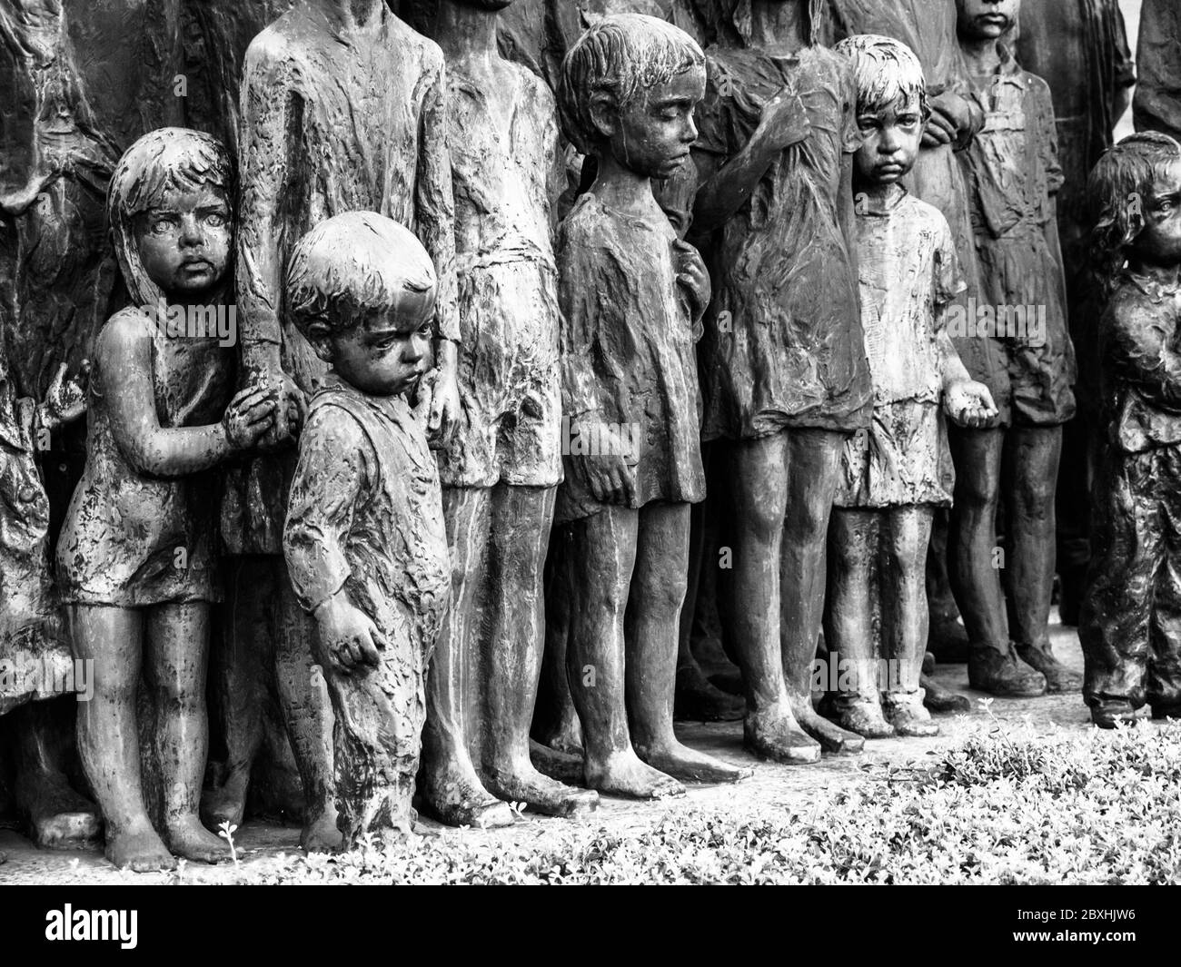 LIDICE, TSCHECHISCHE REPUBLIK - 22. JUNI 2013: Gedenkstätte Lidice für die Kinder, die Opfer des Zweiten Weltkriegs wurden. Stockfoto