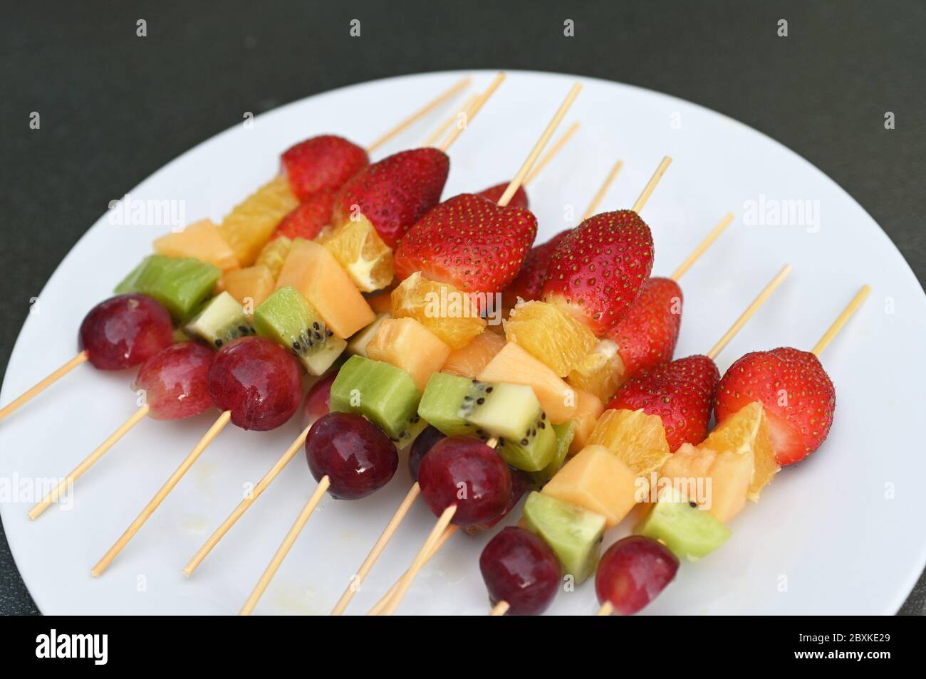 Fruit Kebab Stockfotos Und Bilder Kaufen Alamy