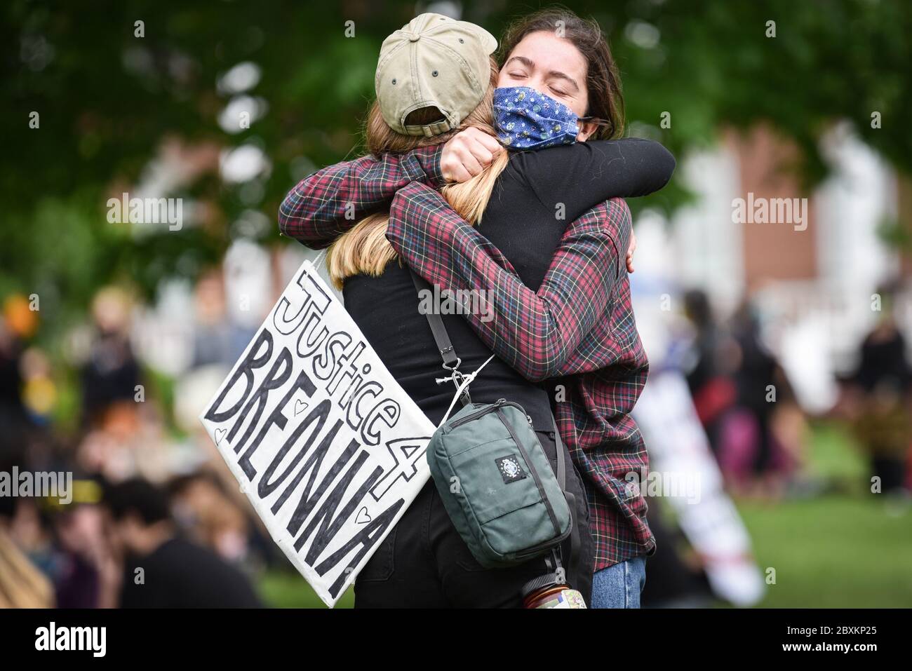 Protest gegen die Ermordung von Menschen mit Farbe durch die Polizei in den USA (Black Lives Matter), im Vermont State House und in den umliegenden Straßen, Montpelier, VT, USA. Stockfoto