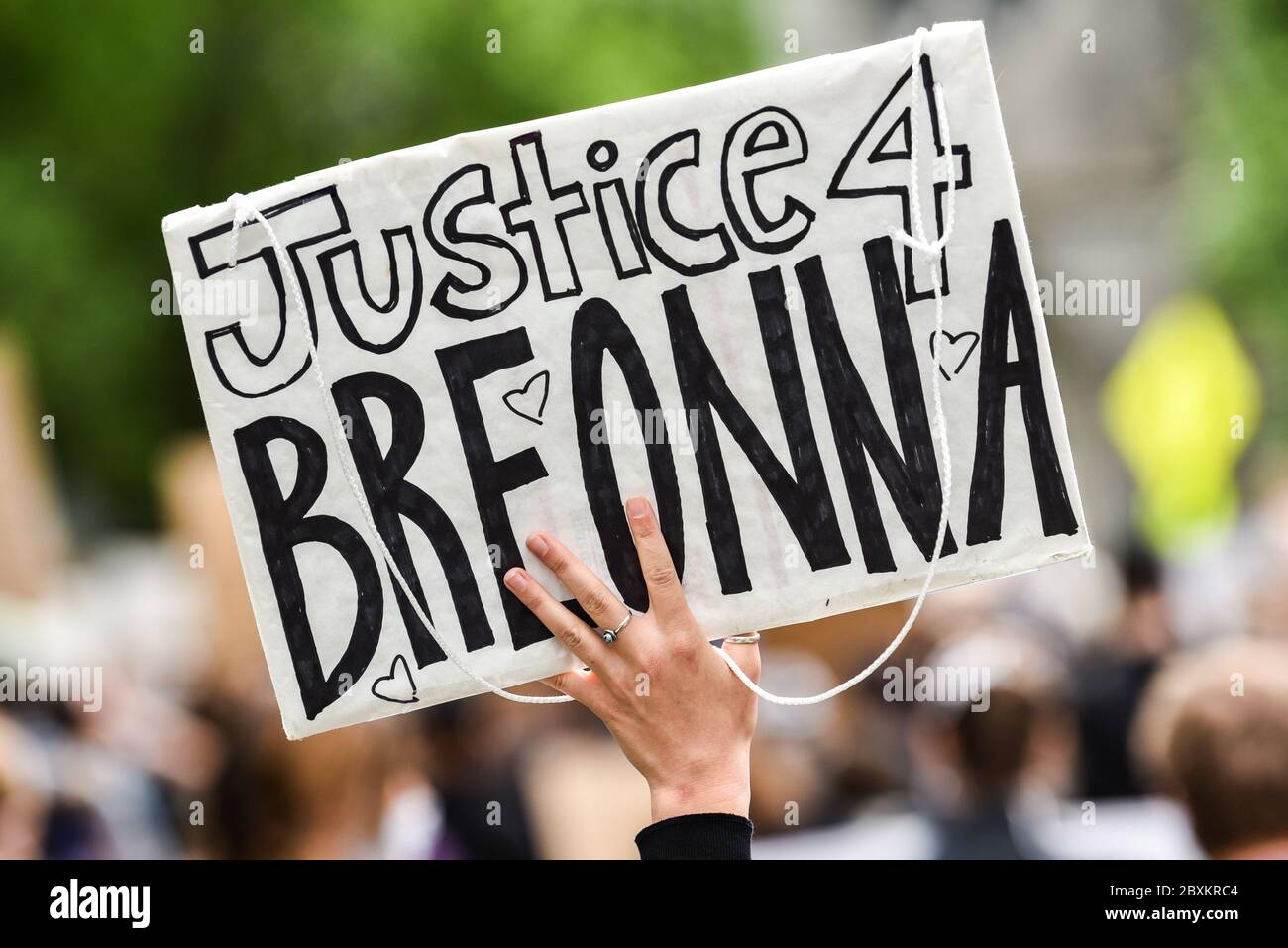 Protest gegen die Ermordung von Menschen mit Farbe durch die Polizei in den USA (Black Lives Matter), im Vermont State House und in den umliegenden Straßen, Montpelier, VT, USA. Stockfoto