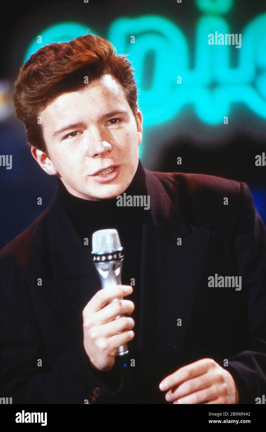 Die Spielbude, Unterhaltungsshow, Deutschland 1982 - 1989, Gaststar: Britischer Popsänger Rick Astley. Stockfoto