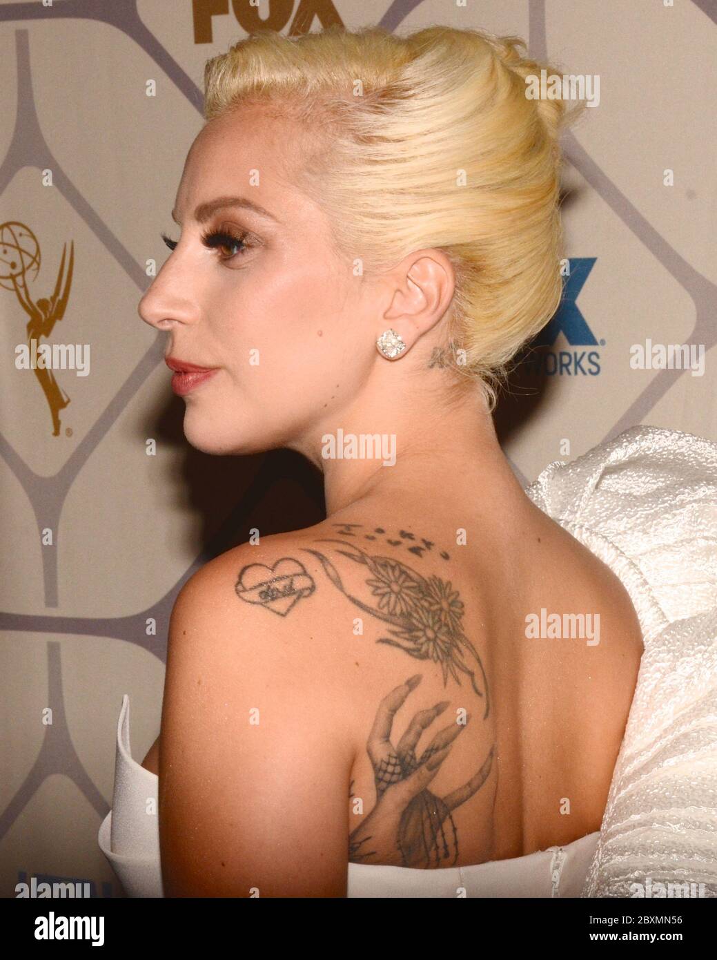 20. September 2015, Los Angeles, Kalifornien, USA: Lady Gaga aka Stefani Joanne Angelina Germanotta nimmt am 20. September 2015 an der 67. Primetime Emmy Awards Fox After Party in Los Angeles, Kalifornien Teil. (Bild: © Billy Bennight/ZUMA Wire) Stockfoto