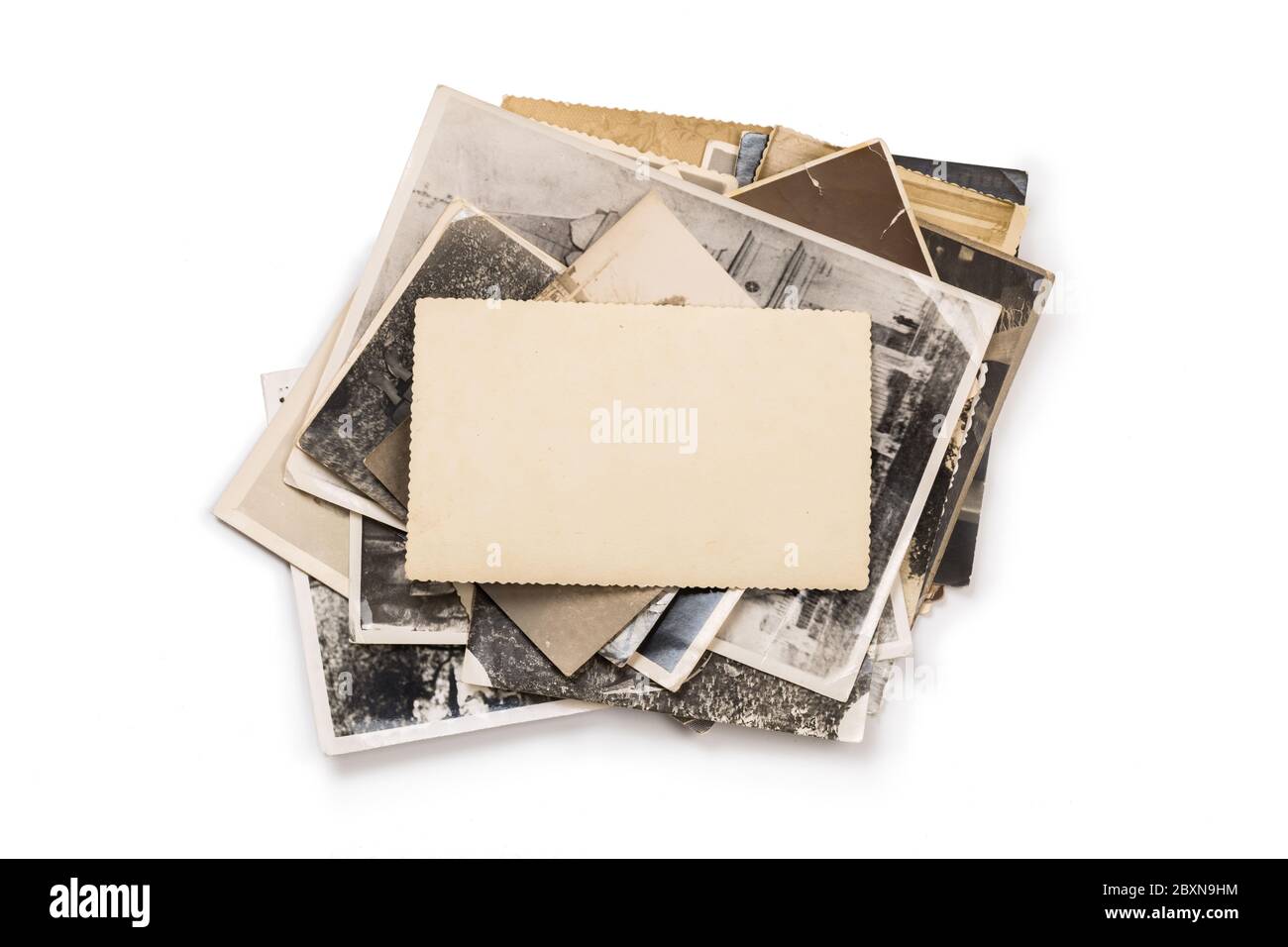Stapel alter Fotos mit Beschneidungspfad für die Innenseite Stockfoto