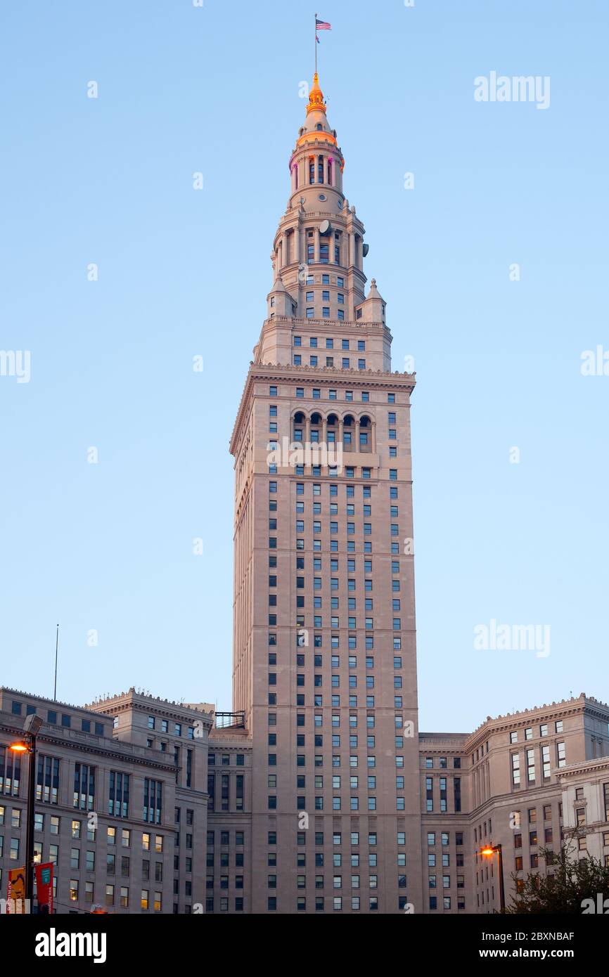 Public Square, Downtown, Cleveland, Ohio, USA - Nahaufnahme des Terminal Tower Gebäudes, Stockfoto