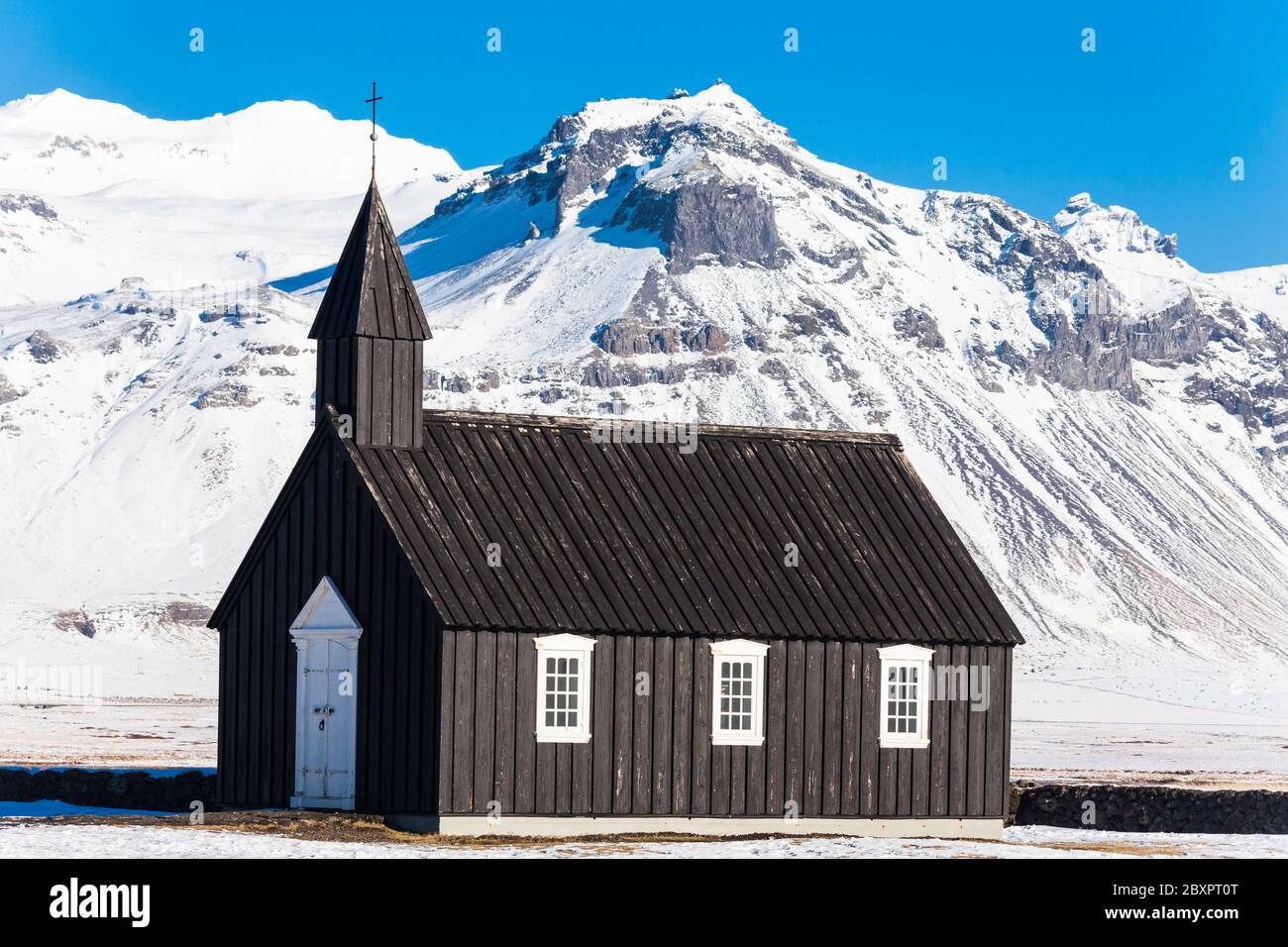 Budir Kirche oder besser bekannt als die Schwarze Kirche in Island Stockfoto