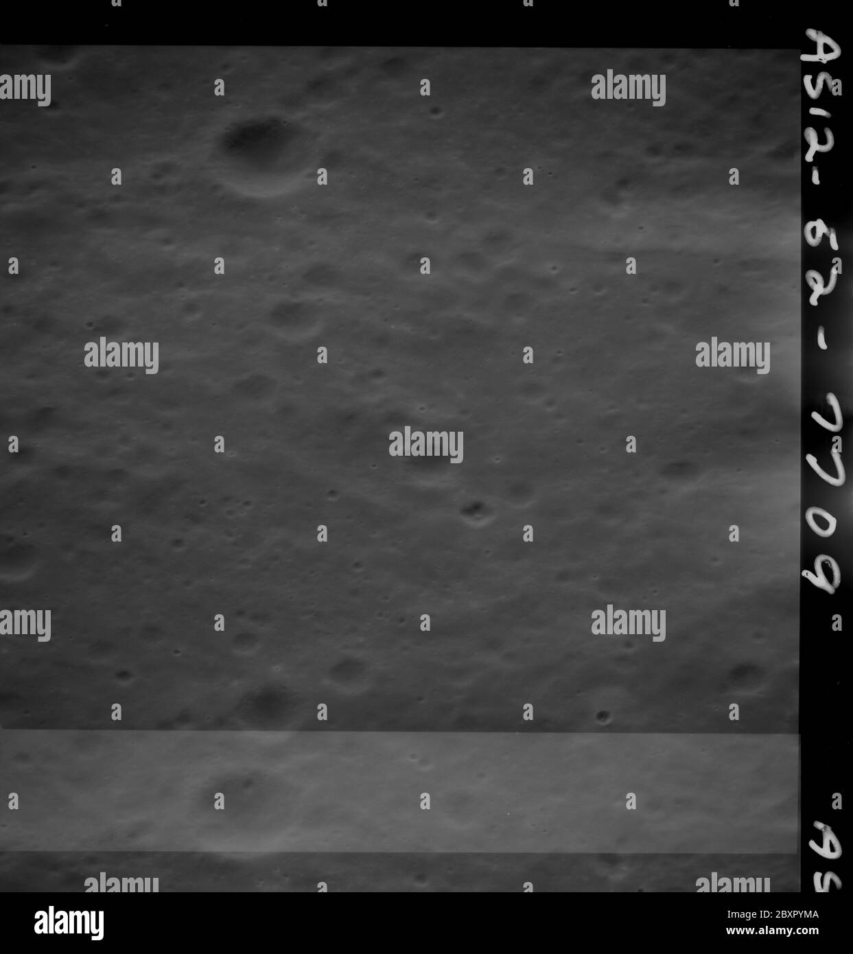 AS12-52-7709 - Apollo 12; 1967 – 1972; Stockfoto