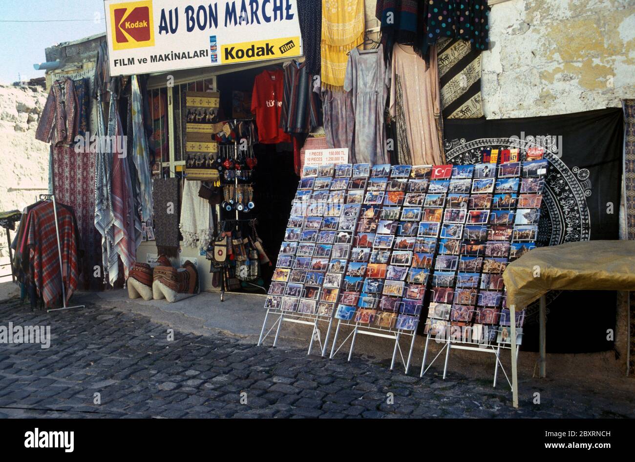 Tourist Souvenir Shop in der Türkei im Jahr 2001 abgebildet Stockfoto