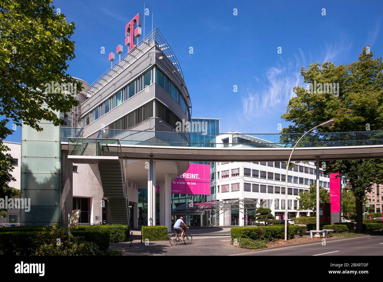 Hauptsitz der Deutschen Telekom in der Friedrich-Ebert-Allee, Bonn, Nordrhein-Westfalen. Deutsche Telekom Konzernzentrale an der Friedrich-Eber Stockfoto