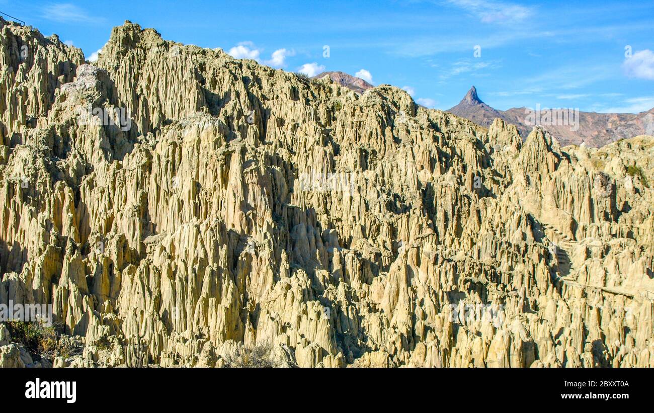 Scharfe Felsensäulen im Mondtal - Valle de la Luna, La Paz, Bolivien, Südamerika Stockfoto