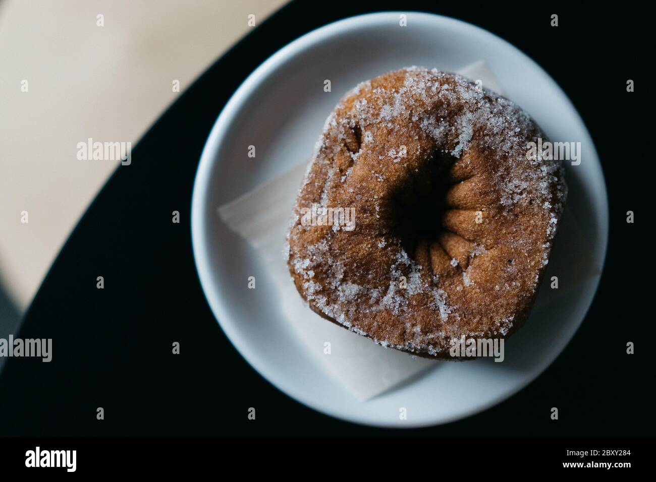Elegante Atmosphäre im Café Stockfoto