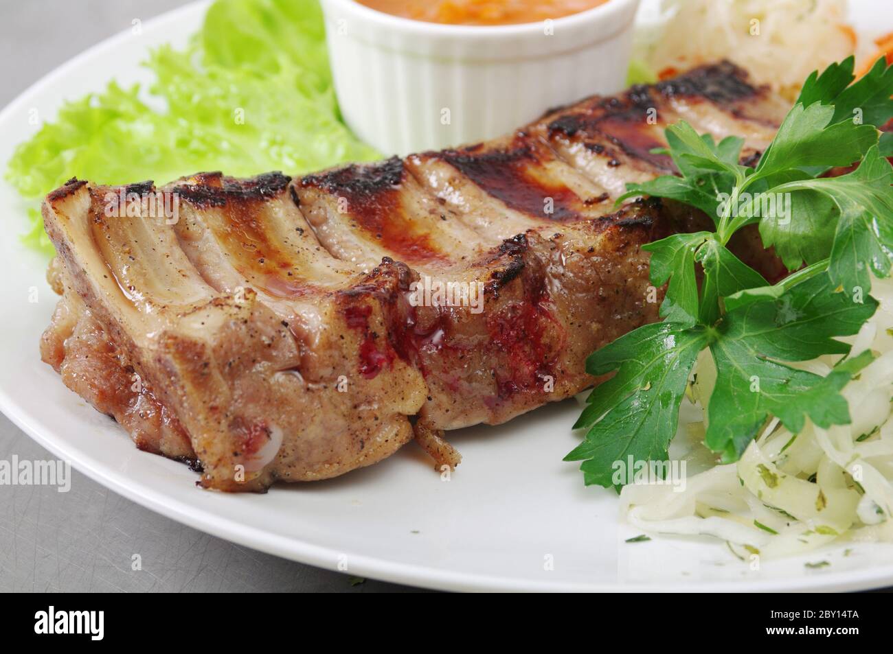 Fleisch Lamm auf Rippe Stockfoto