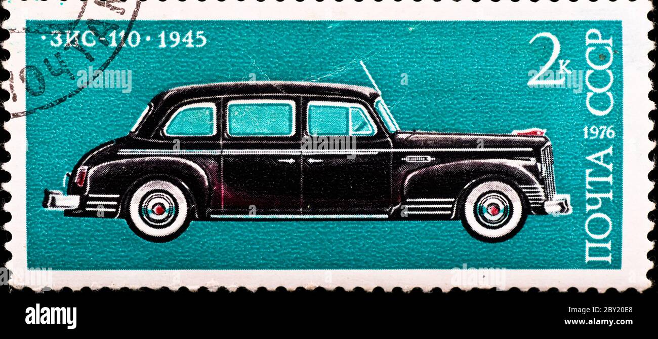 Briefmarke zeigt Oldtimer ZIS-110 Stockfoto