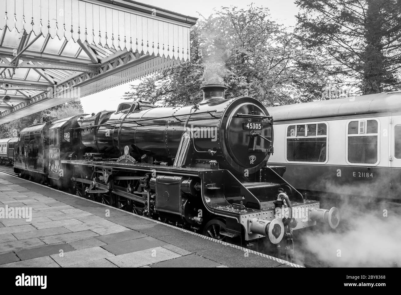 BR '5MT' 4-6-0 No. 45305, Loughborough an der Great Central Railway Stockfoto