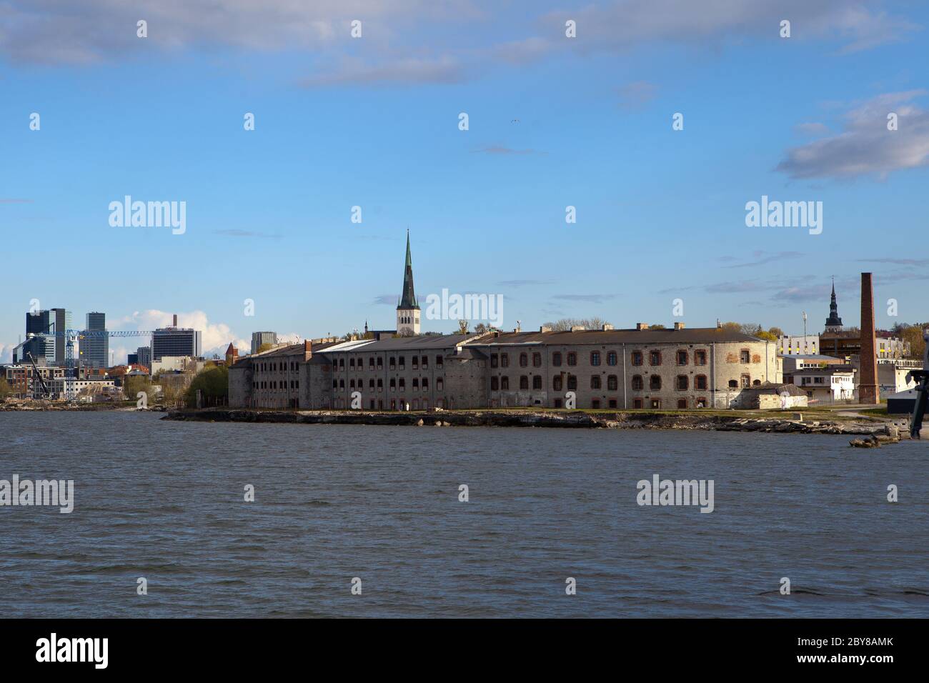 Tallinn, Estland - Mai 26 2020: Das Festungsgefängnis Patarei ist Teil des europäischen architektonischen Erbes, ist ein Denkmal für die Opfer des Kommunismus und Stockfoto