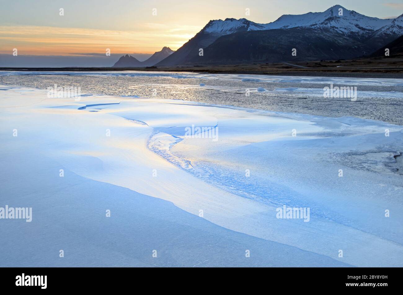 Gefrorene Küste in Island Stockfoto