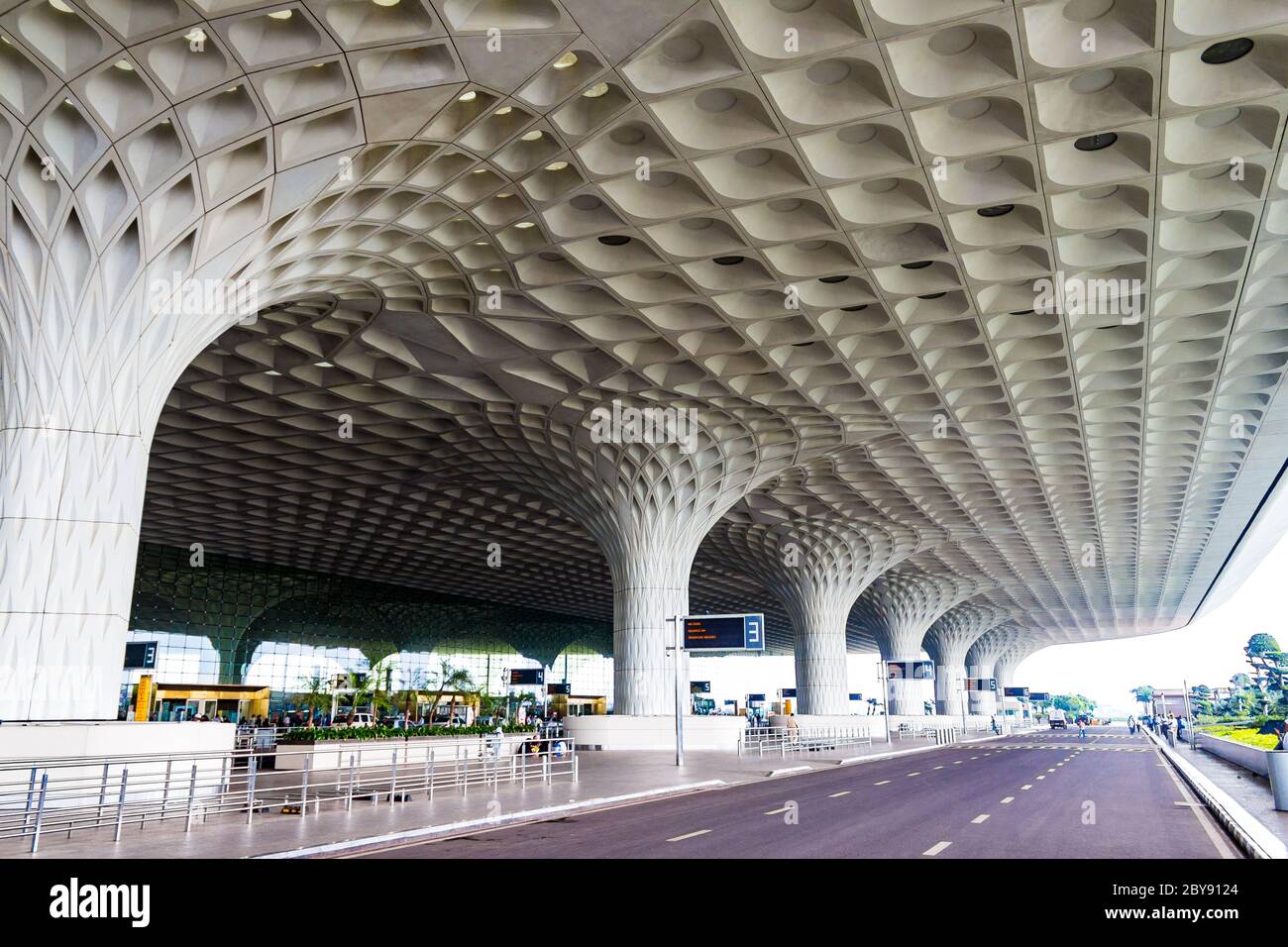 Der Chhatrapati Shivaji Maharaj International Airport, früher Sahar ...