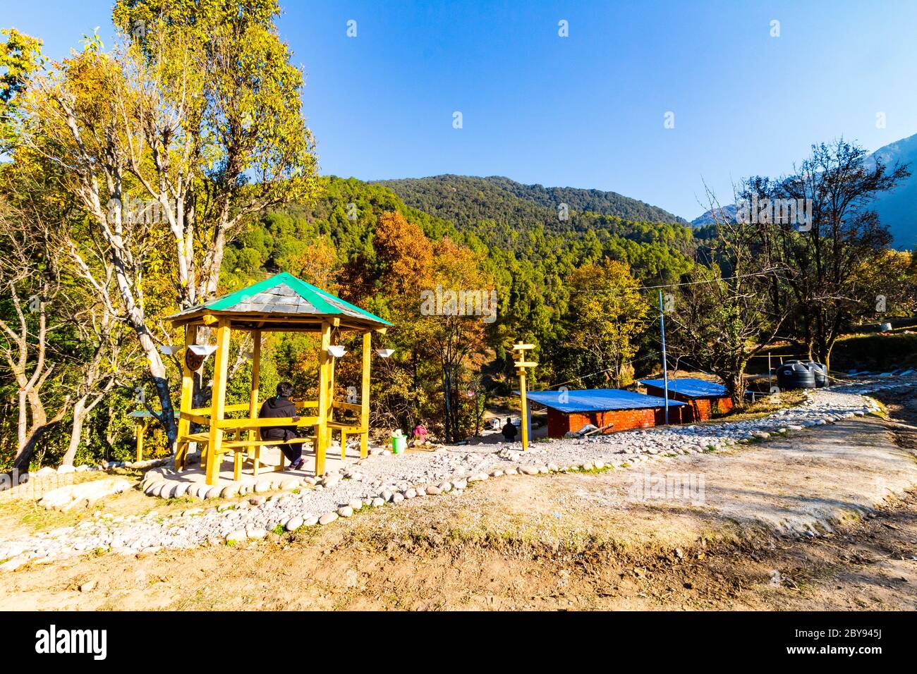 Camping in Bir und Billing, Himachal Pradesh, Indien. Bir und Billing in Kangra Bezirk Himachal Zustand sind sehr populäre Orte für Abenteuersport Stockfoto