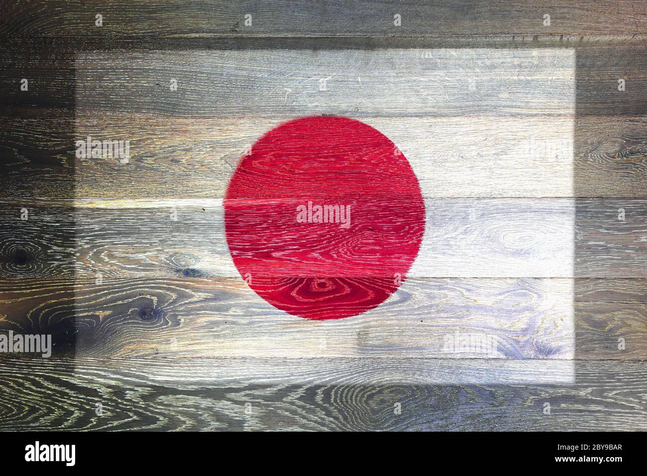 Japan-Flagge auf rustikalem alten Holz Oberfläche Hintergrund Stockfoto