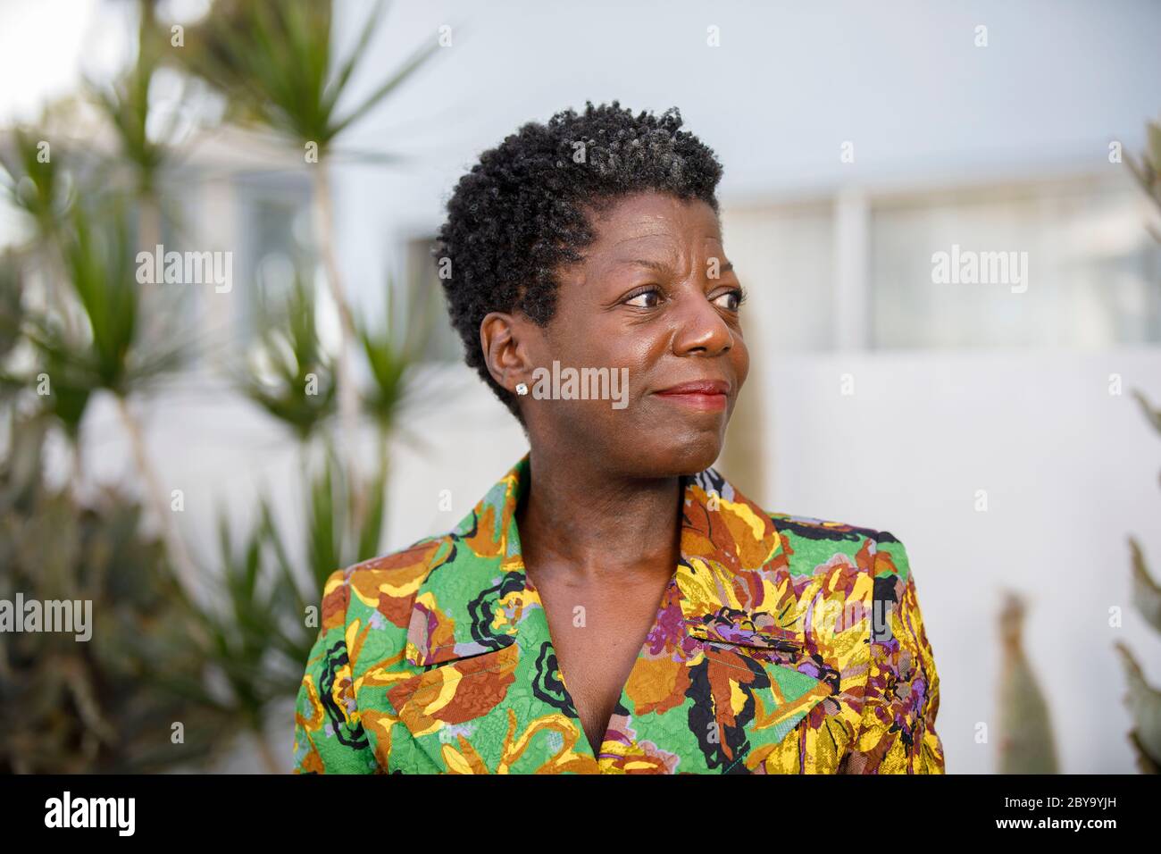 West Hollywood, Kalifornien, USA. September 2018. THELMA GOLDEN, Direktorin des Studio Museum in Harlem und Mitglied des Kuratoriums des Los Angeles County Museum of Art (LACMA), steht für ein Porträt im Standard Hotel am Freitag, den 21. September 2018 in West Hollywood, Kalif. Sie wird vom Getty Trust mit der J. Paul Getty Medal geehrt. Quelle: Patrick Fallon/ZUMA Wire/ZUMAPRESS.com/Alamy Live News Stockfoto