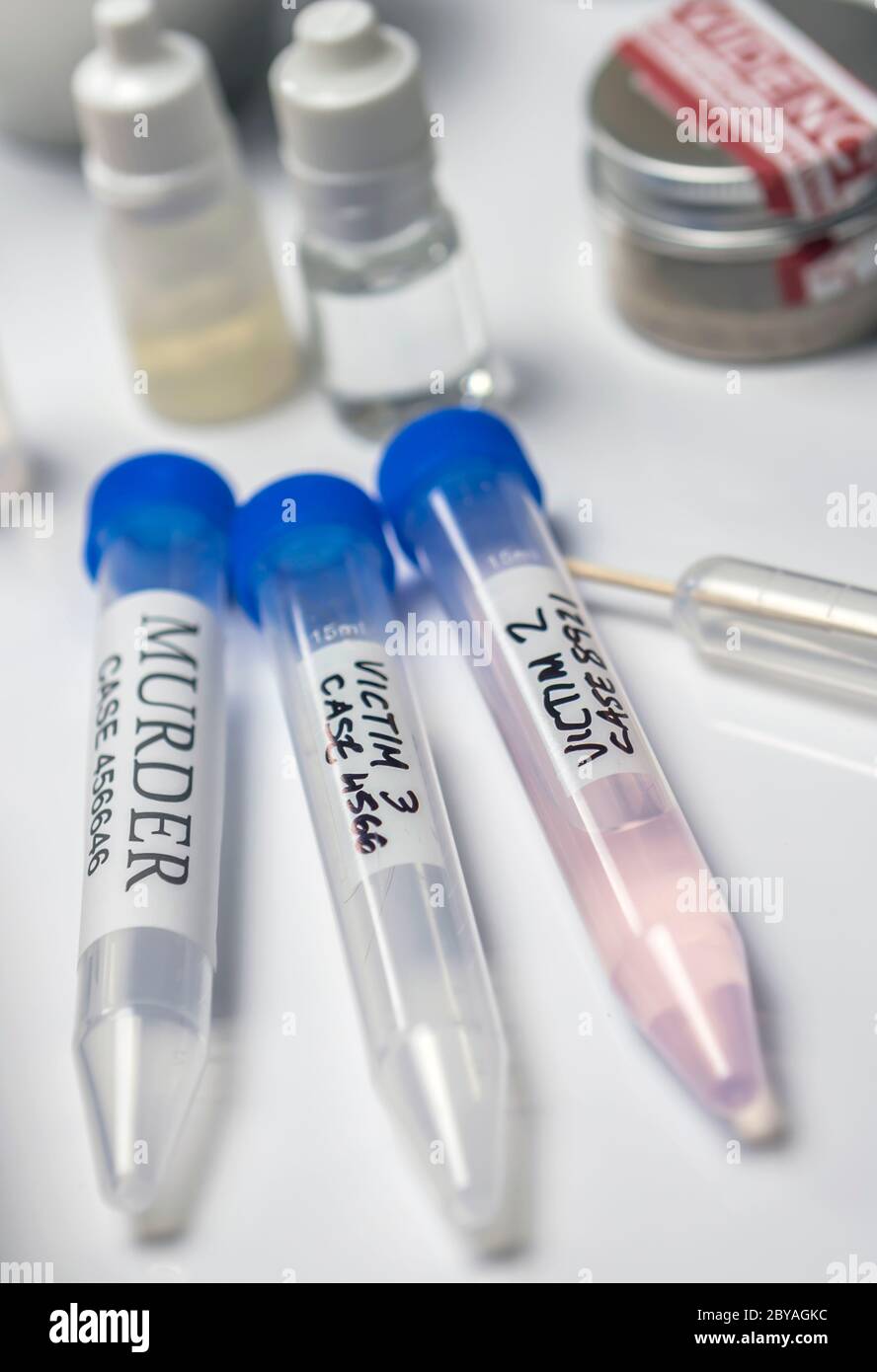 Diverse Labortests forensische Ausrüstung, konzeptionelle Bild Stockfoto
