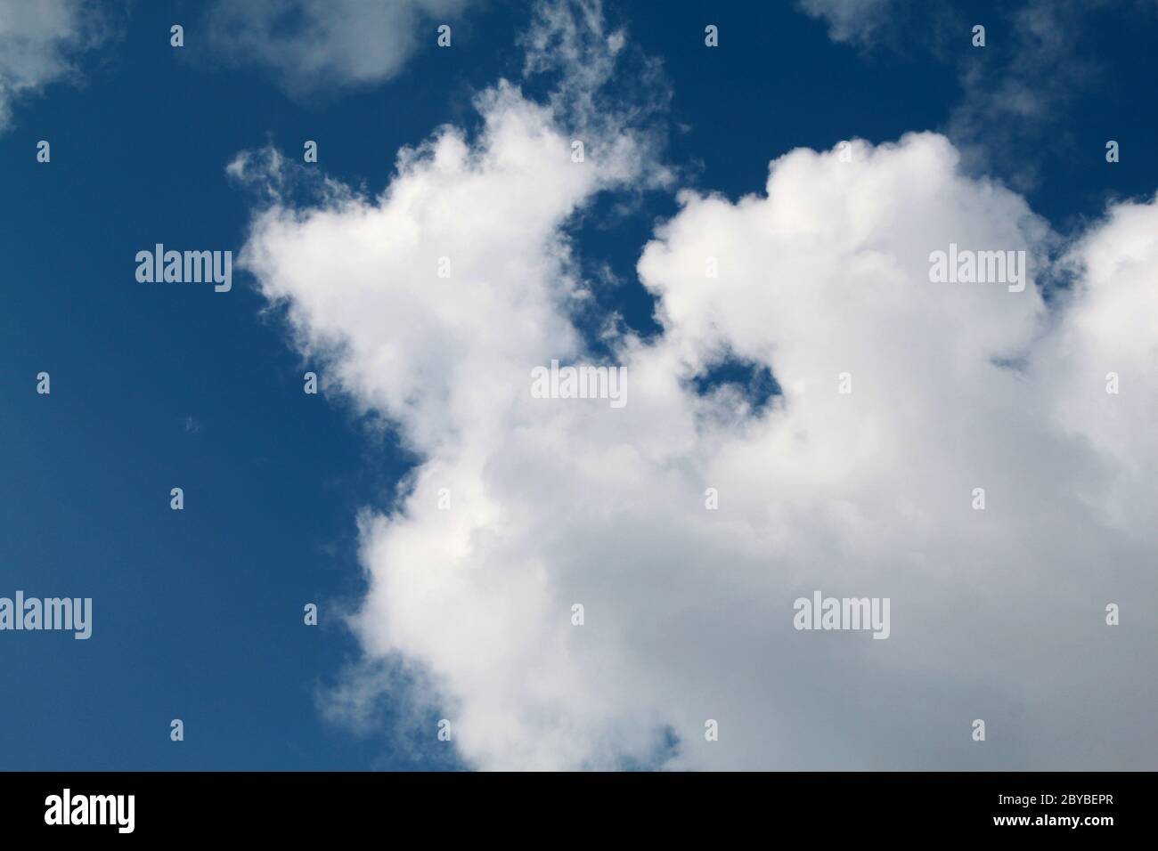 White Cloud Stockfoto