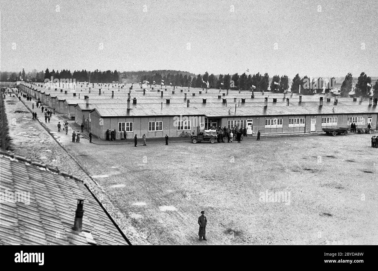 Ansicht der Häftlingskasernen kurz nach der Befreiung des KZ Dachau, Bayern, Deutschland. Mai 1945 Stockfoto