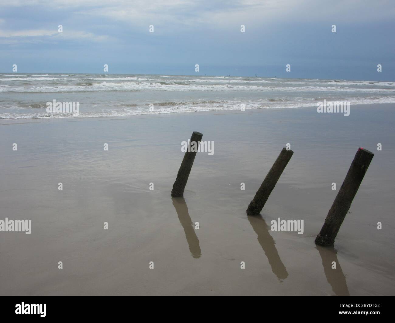 Ebbe am Packery Channel Jetty Beach, Corpus Christi, Texas, Platz für Text, Kopie Stockfoto