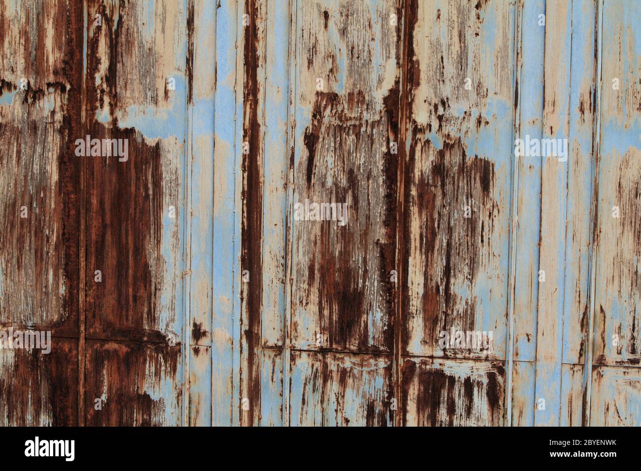 rostige abgeplatzte Farbe strukturierten Metall Hintergrund-Loch Stockfoto