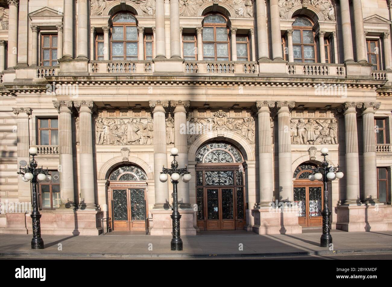 Eingang Glasgow City Chambers am George Square, Glasgow, Schottland. Stockfoto