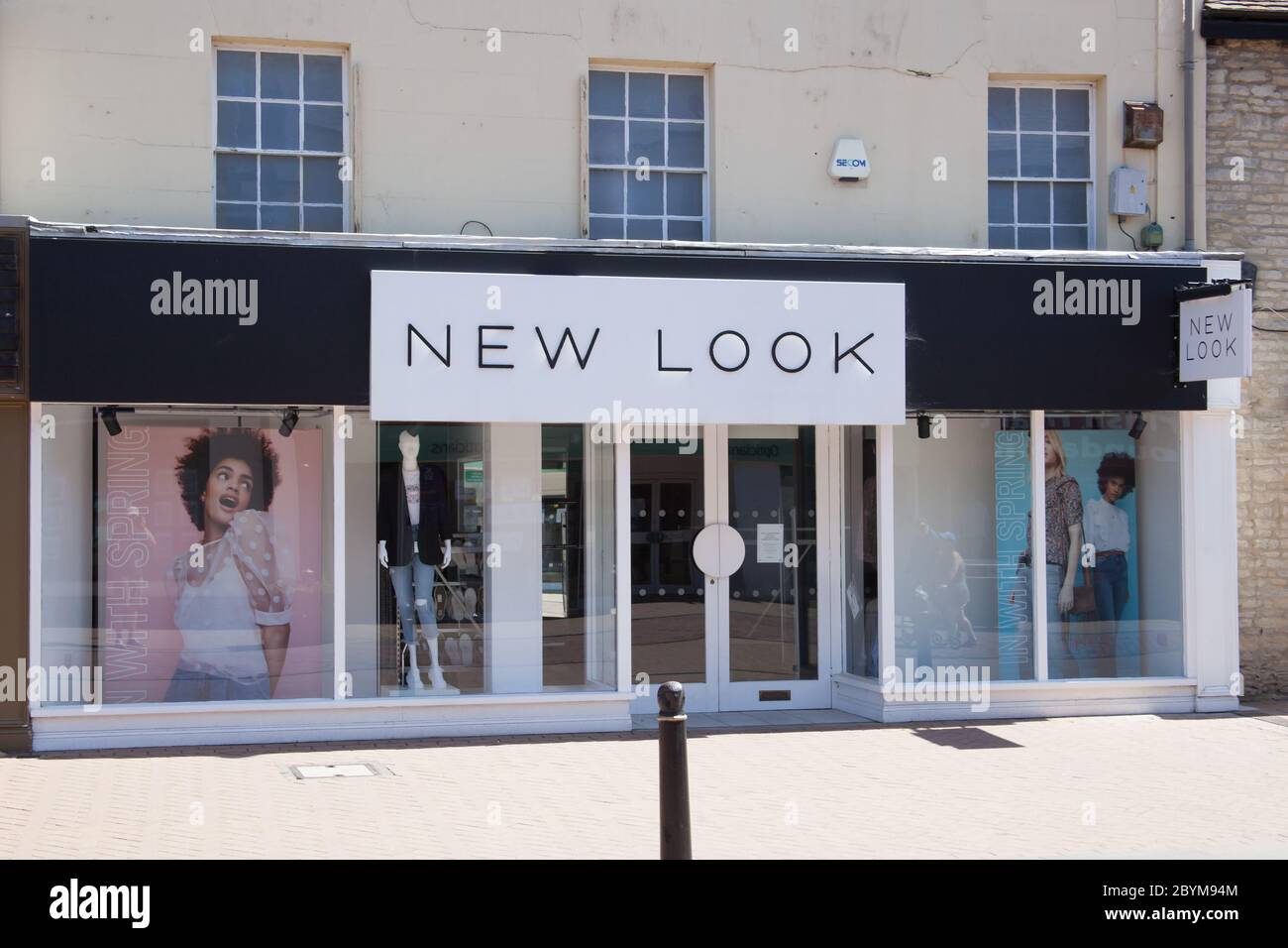 Das New Look-Einzelhandelsgeschäft in Bicester, Oxfordshire in Großbritannien Stockfoto
