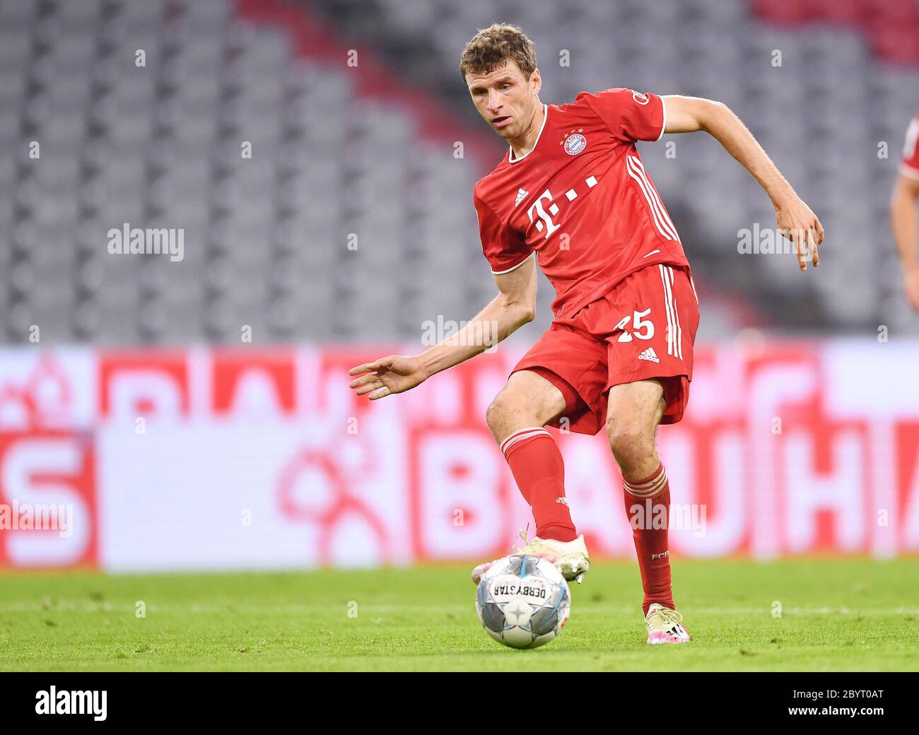 München, Deutschland. 10. Juni 2020. firo, Sport: Fußball: DFB-Pokal, Saison 2019/2020, Halbfinale, 10. Juni 2020, FC Bayern München - Eintracht Frankfurt Thomas Muller (Bayern) individuelles Action-Foto: Lennart Preiss/Witters/Pool Quelle: dpa/Alamy Live News Stockfoto