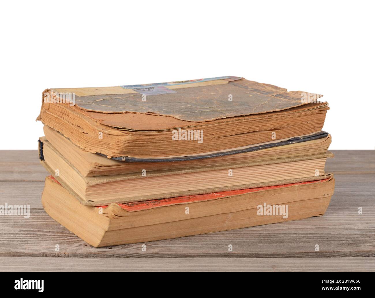 Stapel Bücher isoliert auf weiss Stockfoto