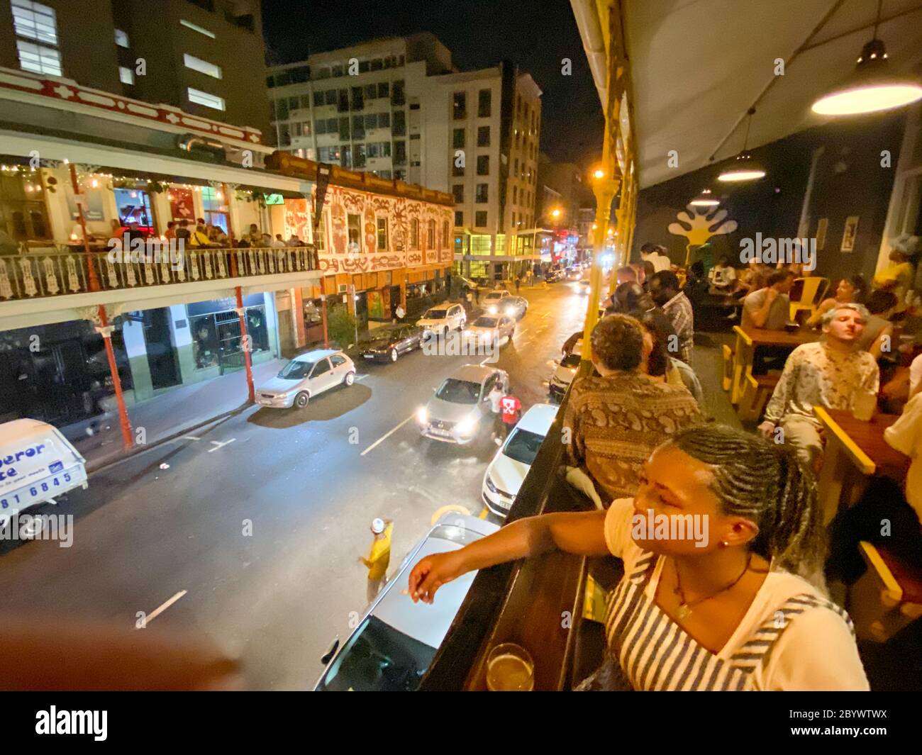 cape-town-nightlife-south-africa-fotos-und-bildmaterial-in-hoher