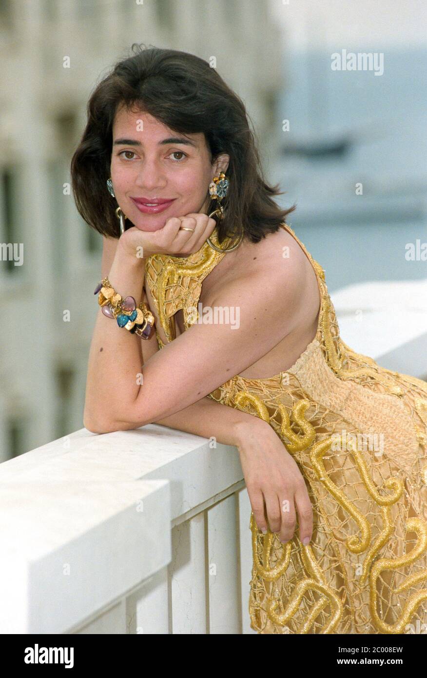 CANNES, FRANKREICH. Mai 1994: Schauspielerin Julie Carmen beim Festival du Film 1994 in Cannes. Foto © Paul Smith/Featureflash Stockfoto